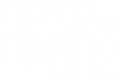 Logotipo Hotel Novo Muiño blanco